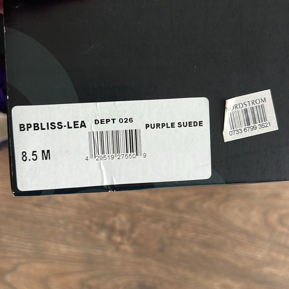 Platinum 5 inch stiletto heel purple suede sandals size 8 1/2 - Picture 10 of 11